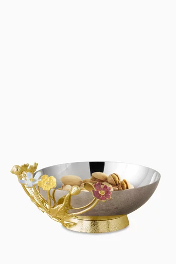 وعاء صغير مزين بنباتات برية