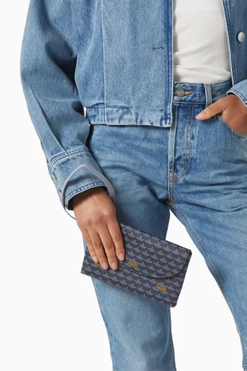 حقيبة صغيرة فوريفر بتصميم ظرف قنب بنقشة حراشف الأفعى