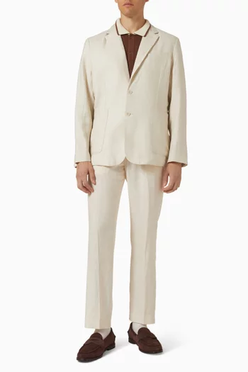 جاكيت بقصة ملائمة للجسم كتان