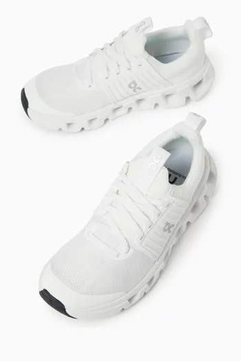 Cloudswift Sneakers