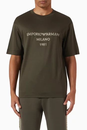 تي شيرت بشعار الماركة مزيج لايوسيل