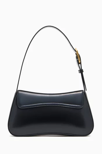 M Shoulder Bag in Leather