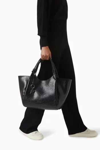 XL Logo Charm Tote Bag in Leather