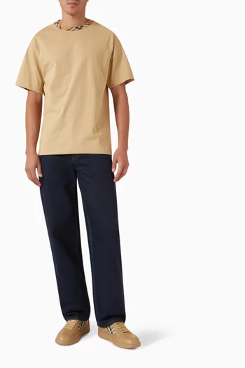 تي شيرت بشريط بنقشة مربعات قطن