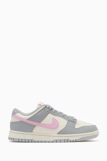 Dunk Low Next Nature Sneakers