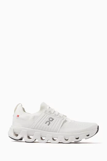 Cloudswift 4 Low-top Sneakers in Mesh