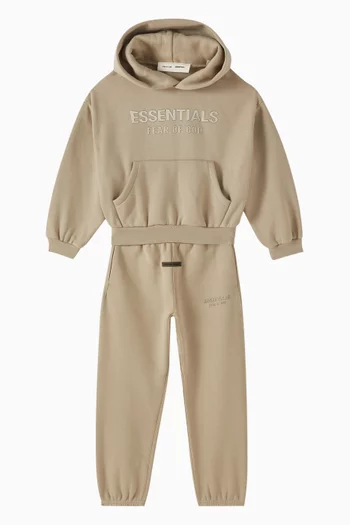 Relaxed Logo Sweatpants in Fleece