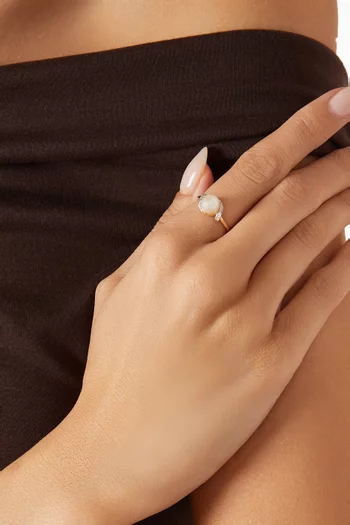 Kiku Cadeau Pearl Ring in 18kt Yellow Gold
