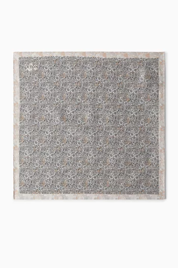 منديل جيب بنقشة زهور حرير