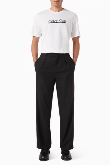 تي شيرت بشعار الماركة قطن