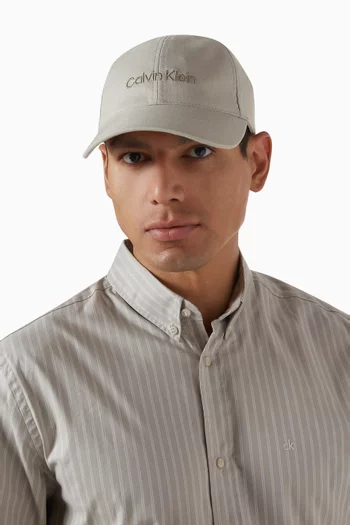 Logo-embroidered Cap in Linen