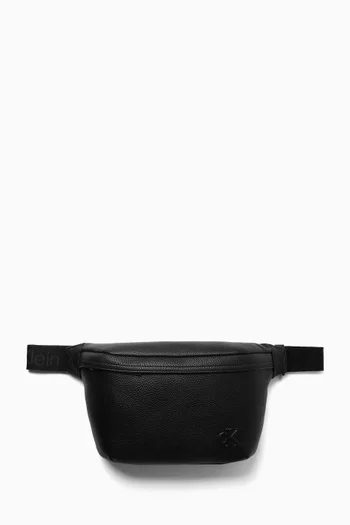 Cargo Belt Bag in Tumbled Faux Leather