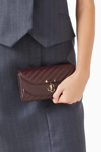 Curve Chain Wallet in Leather
