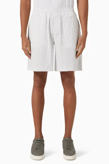 Shorts in Seersucker
