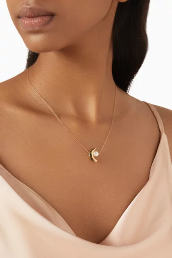 Pearl & Moon Necklace in Gold-plated Brass