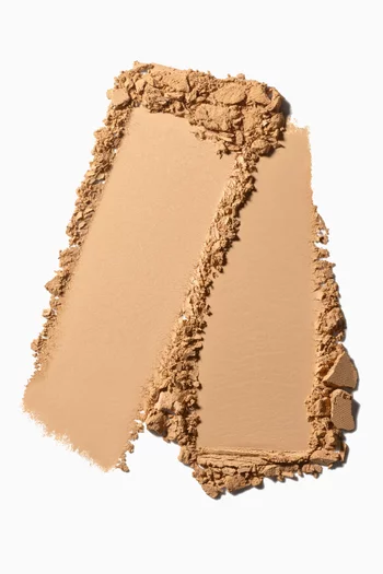 NC20 MAC Studio Fix Powder Plus Foundation, 12g