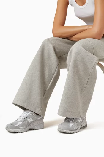 سنيكرز 2002R شمواه