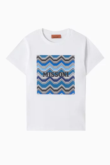 تي شيرت بشعار الماركة قطن