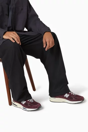 سنيكرز ميد إن يو كيه 991 في 2 شمواه وقماش شبكي