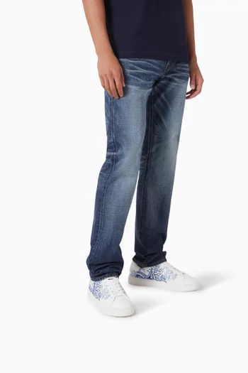 سنيكرز بنقشة ثيتر غريكا قنب