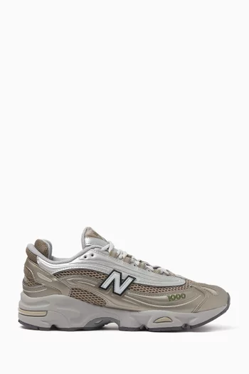 1000 Sneakers