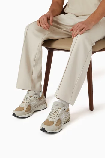 2002 Sneakers in Suede & Mesh