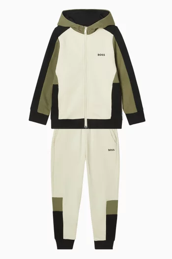 بنطال رياضي بتصميم مقسم بألوان وشعار الماركة صوف