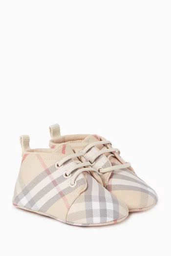 Check-pattern Crib Shoes
