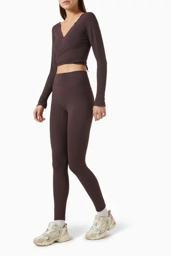 لغينغز اسينشالز