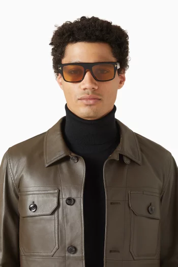 نظارة شمسية داننج بإطار مربع أسيتات