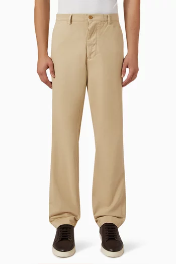 بنطال بتصميم مسطح في الأمام قطن تويل عضوي إيطالي