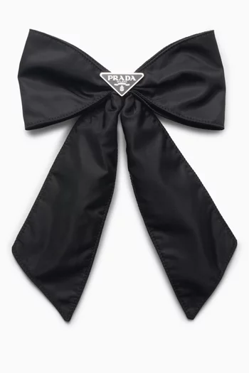 مشبك شعر بتصميم عقدة نايلون معاد تدويره