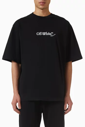 تي شيرت سكيت بشعار الماركة والأسهم بخط يدوي قطن