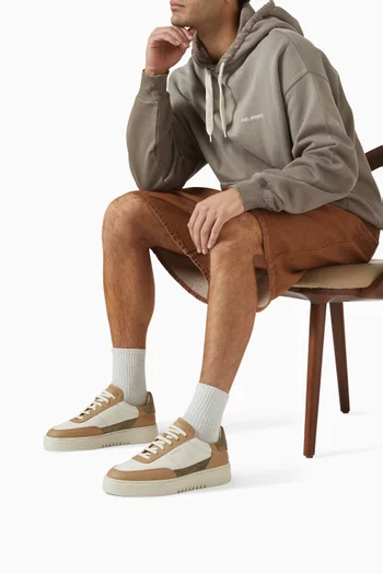 سنيكرز أوربت بتصميم كلاسيكي شمواه وجلد