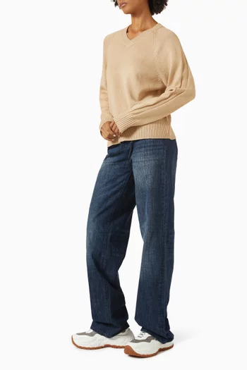 سترة منسوجة بفتحة رقبة V‏