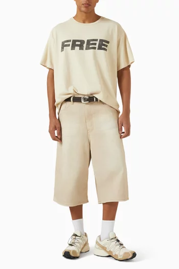 Free T-shirt in Cotton