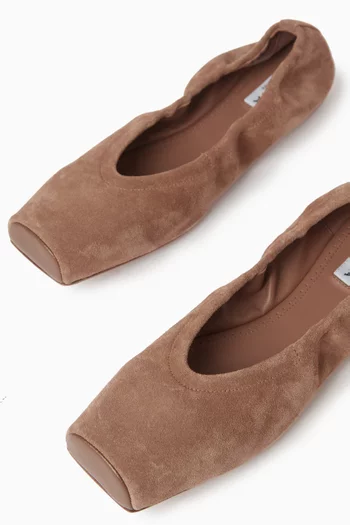 Square Ballet Flats in Leather