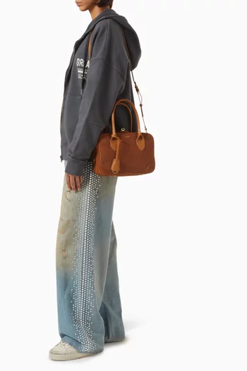 حقيبة فيتا بيد علوية جلد بملمس فرو