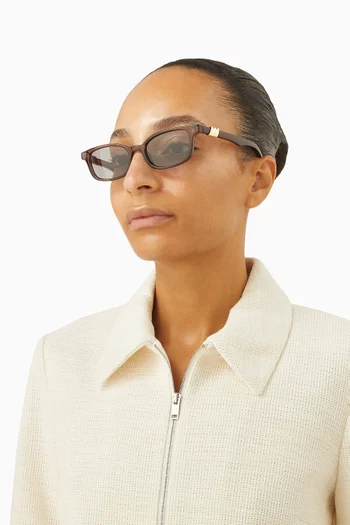 نظارة شمسية كونفيدنشال بإطار على شكل حرف D