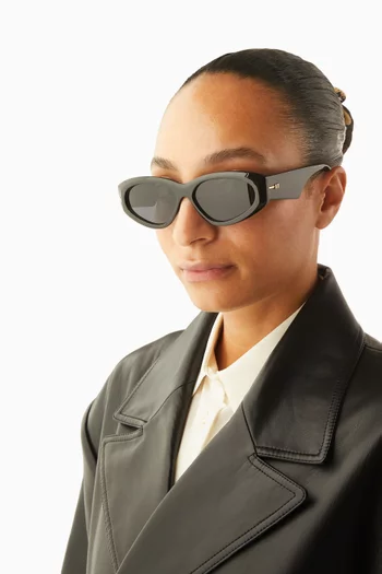 Under Wraps Sunglasses