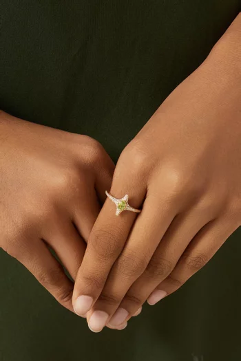 Selene Diamond & Peridot Ring in 18kt Yellow Gold