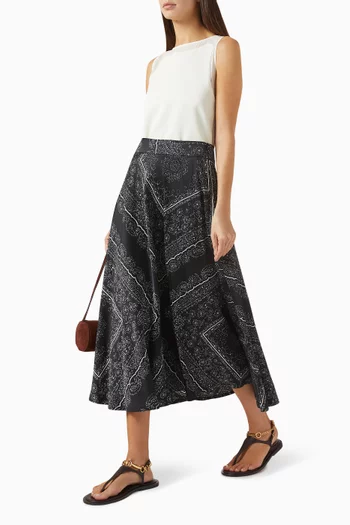 تنورة متوسطة الطول بنقشة باندانا فولار تويل