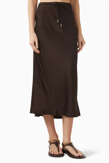 تنورة اليجرا متوسطة الطول تويل