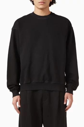 سويت شيرت بفتحة رقبة مستديرة