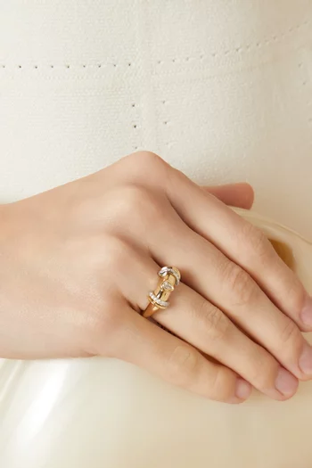 Warrior Diamond Ring in 18kt Gold