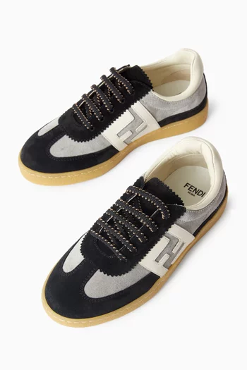 Logo Low-top Sneakers in Suede