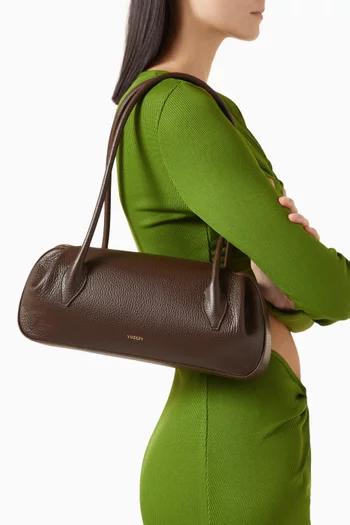 Small Oyster Shoulder Bag in Grained Leather