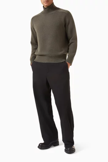 سترة بياقة عالية كشمير بنسيج سميك