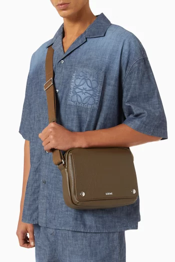 Medium Messenger Bag in Pebble Leather