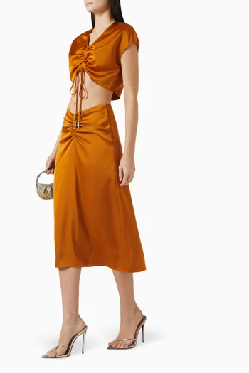 تنورة لين متوسطة الطول بكشكش ستان